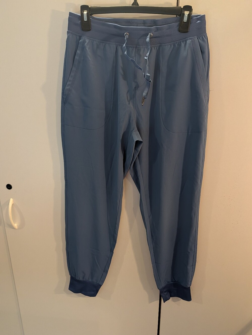 Soothfeel Womans Large  Blue Jogger Pants - Comfortable Everyday Wear NWT